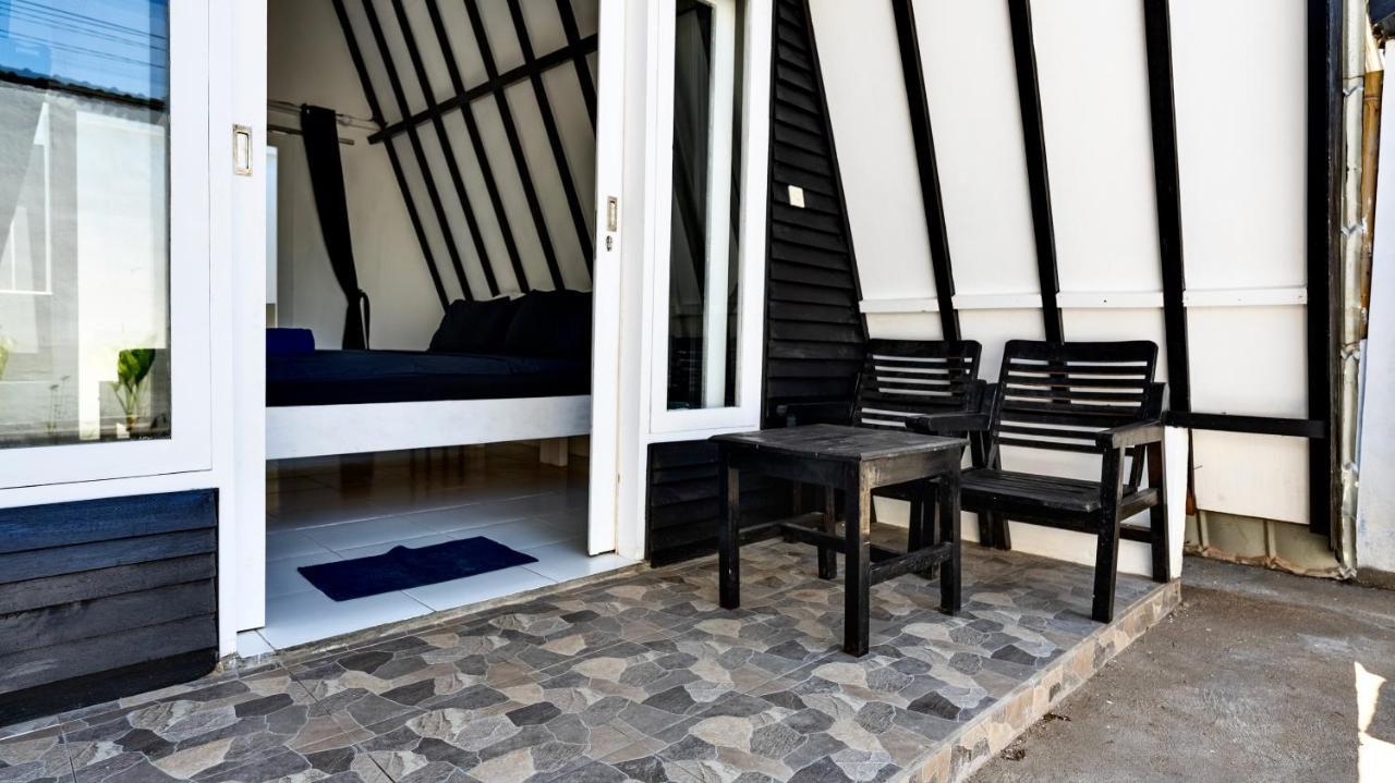 Sanctum Dive Bungalows With Private Pool Gili Trawangan Exterior foto